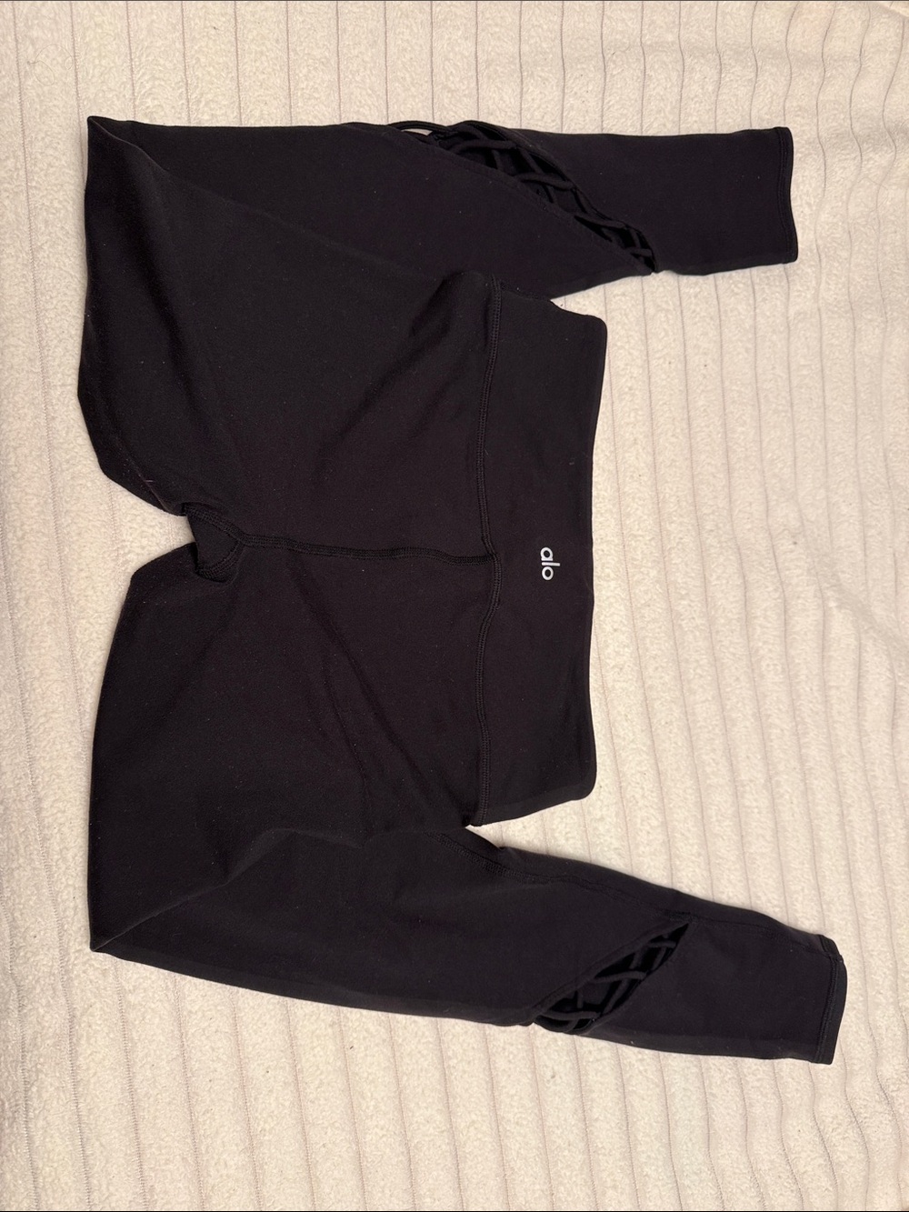 ALO Yoga Youth Black Lattice-Calf Leggings